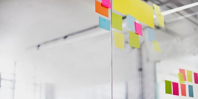 �}�[�P�e�B���OFX�̌��R�~�ƃ��r���[